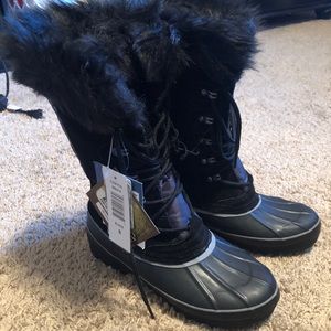 Brand New Khombu Winter Boots